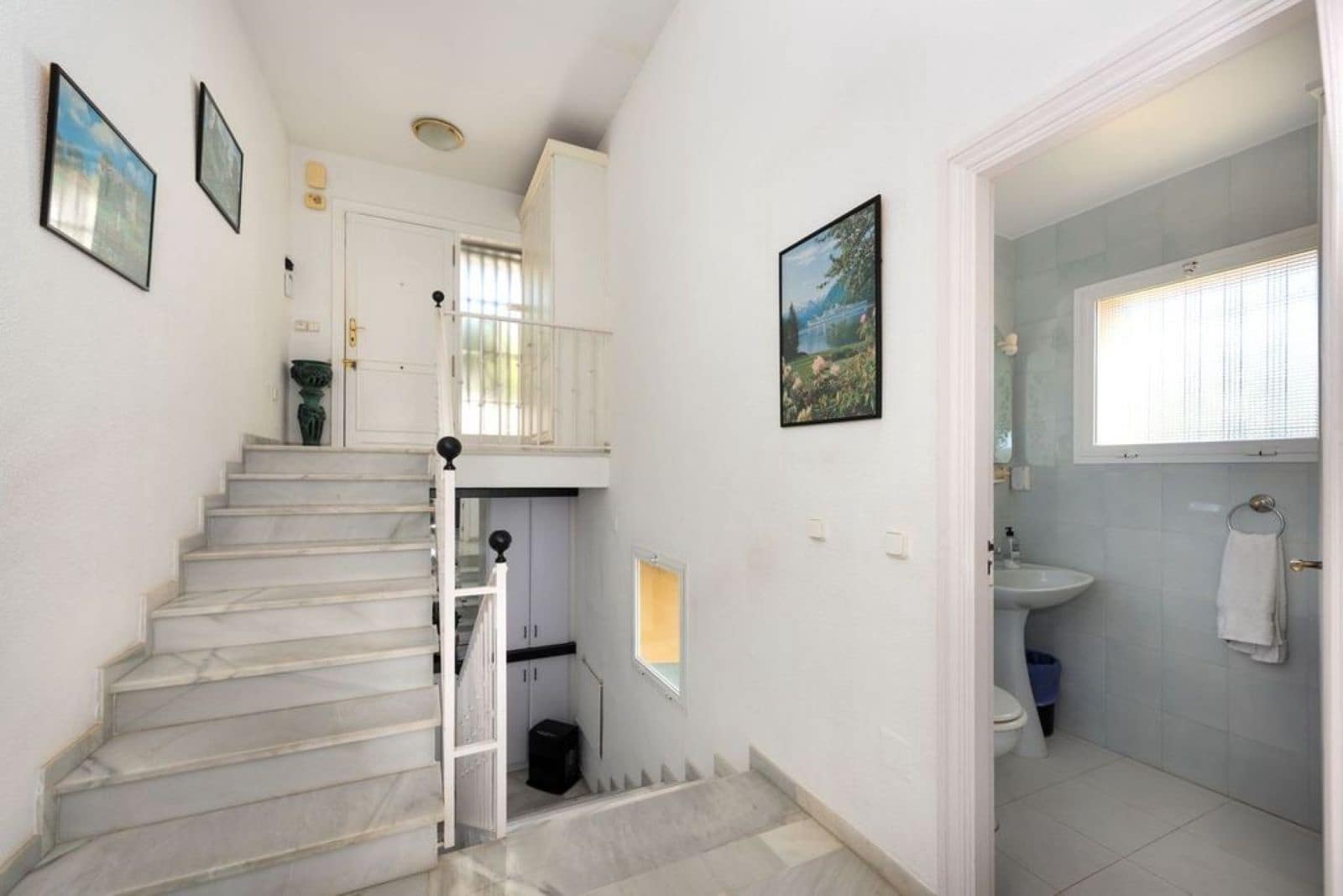 3 soveværelse Villa til salg i Calahonda med swimmingpool garage - € 595.000 (Ref: 9105546)