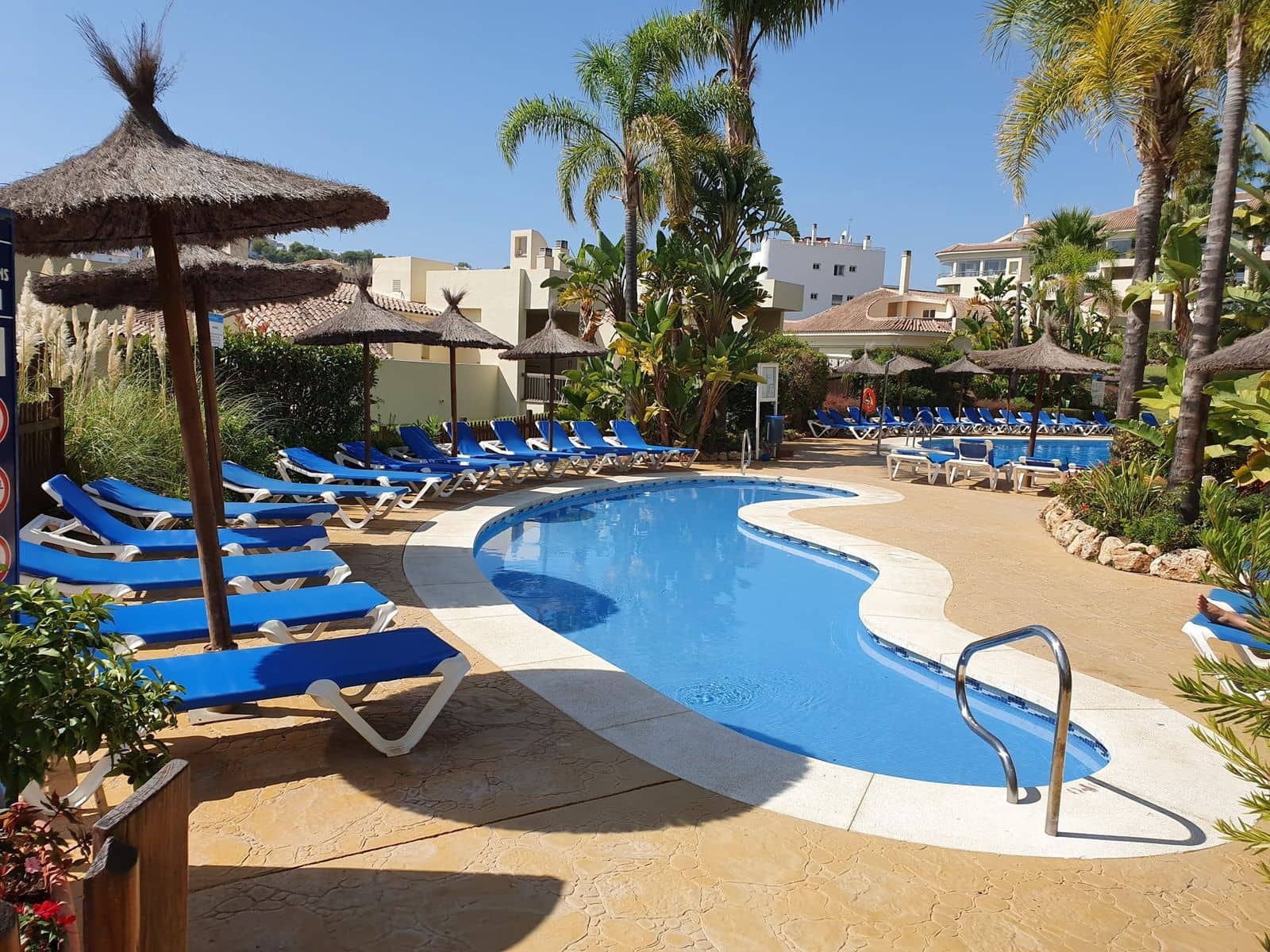 2 soveværelse Lejlighed til salg i Riviera del Sol med swimmingpool garage - € 450.000 (Ref: 9105876)