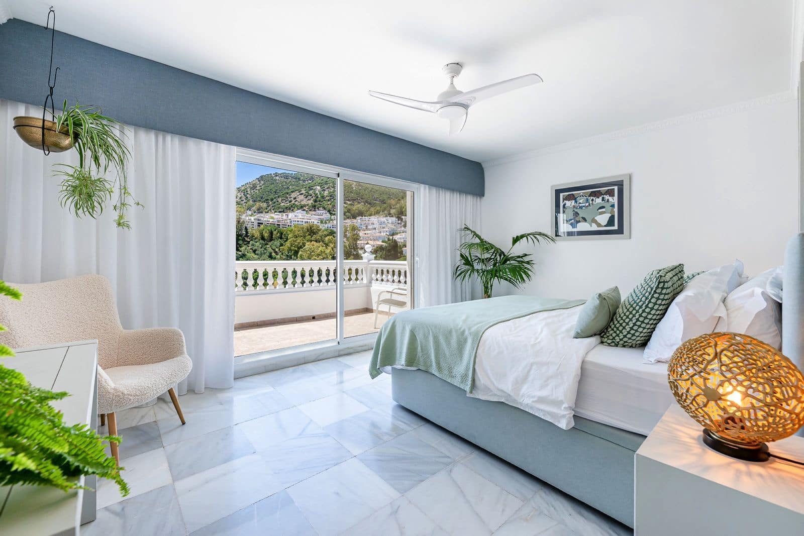 3 bedroom Villa for sale in Mijas with pool garage - € 1,295,000 (Ref: 9111046)