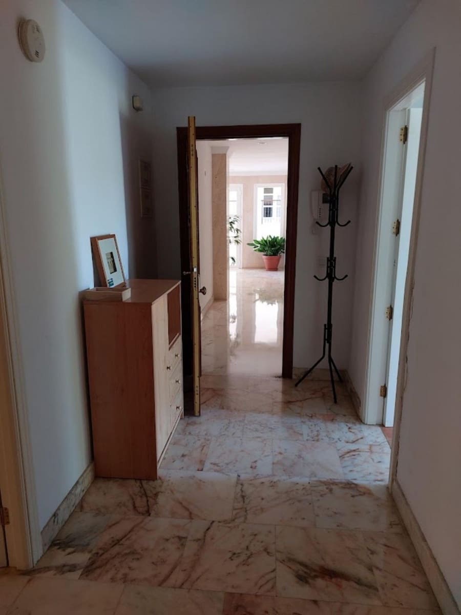 3 sypialnia Apartament na sprzedaż w La Cala de Mijas z basenem garażem - 475 000 € (Ref: 9111242)