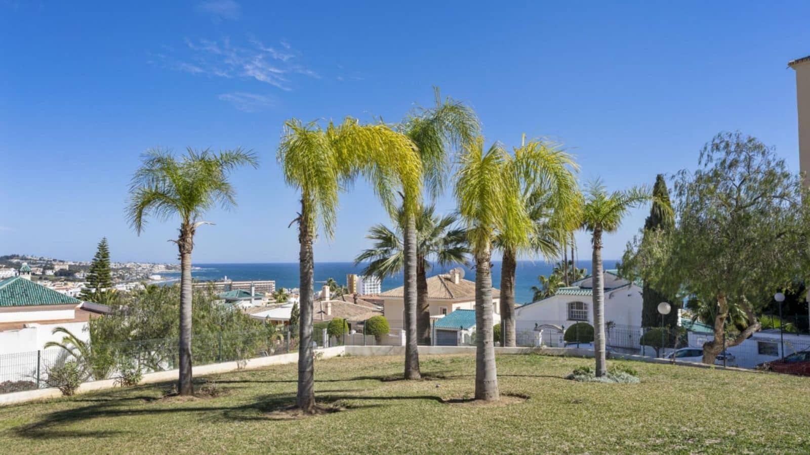 3 sypialnia Apartament na sprzedaż w La Cala de Mijas z basenem garażem - 475 000 € (Ref: 9111242)