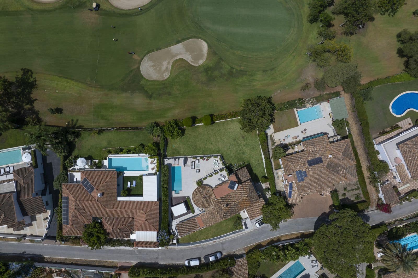 4 sypialnia Willa na sprzedaż w Guadalmina z basenem garażem - 2 595 000 € (Ref: 9113051)