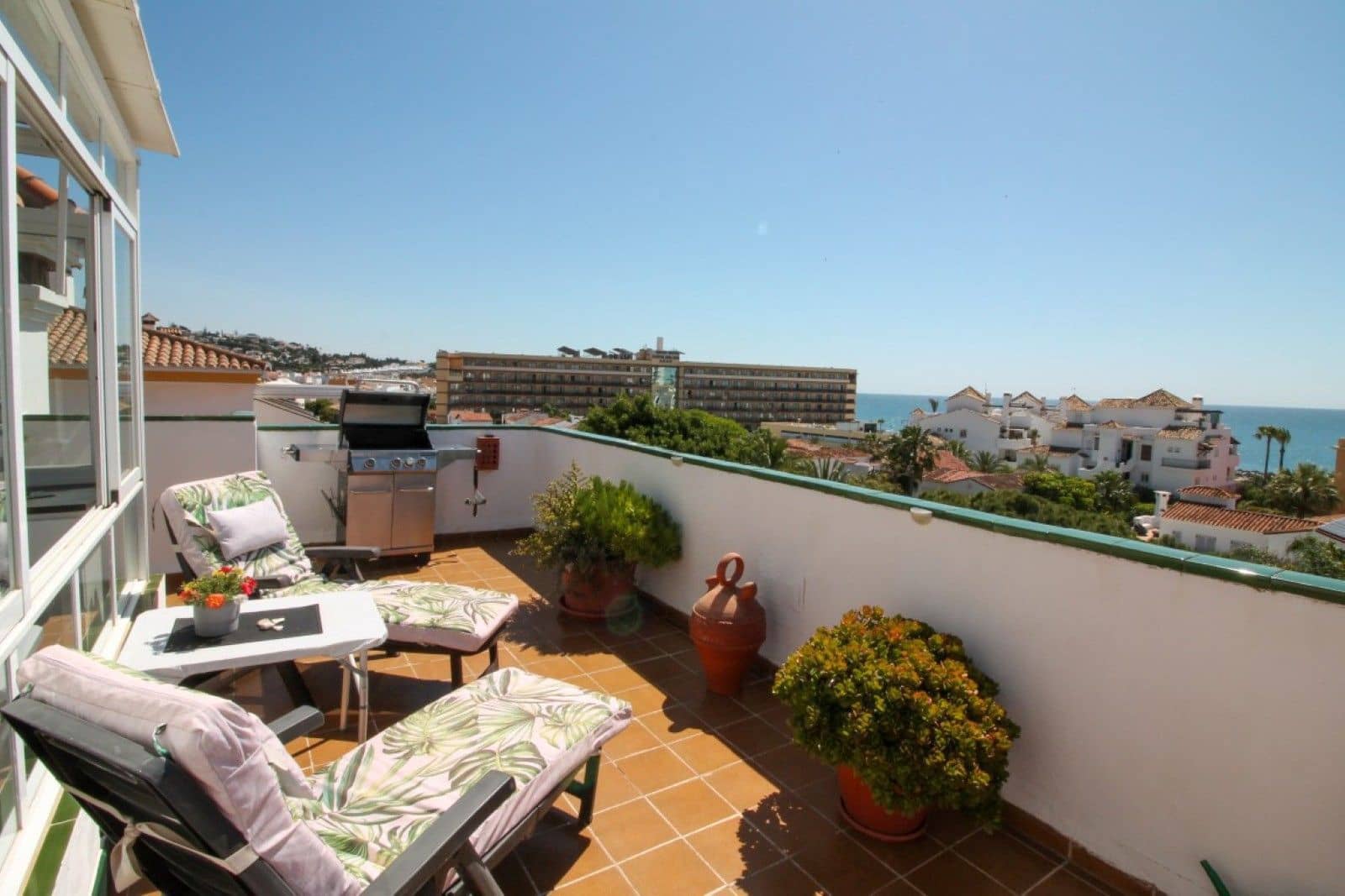 2 chambre Penthouse à vendre à La Cala de Mijas avec garage - 399 000 € (Ref: 9118078)