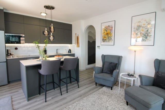 2 bedroom Penthouse for sale in La Cala de Mijas, Mijas with garage - € 399,000 (Ref: 9118078)