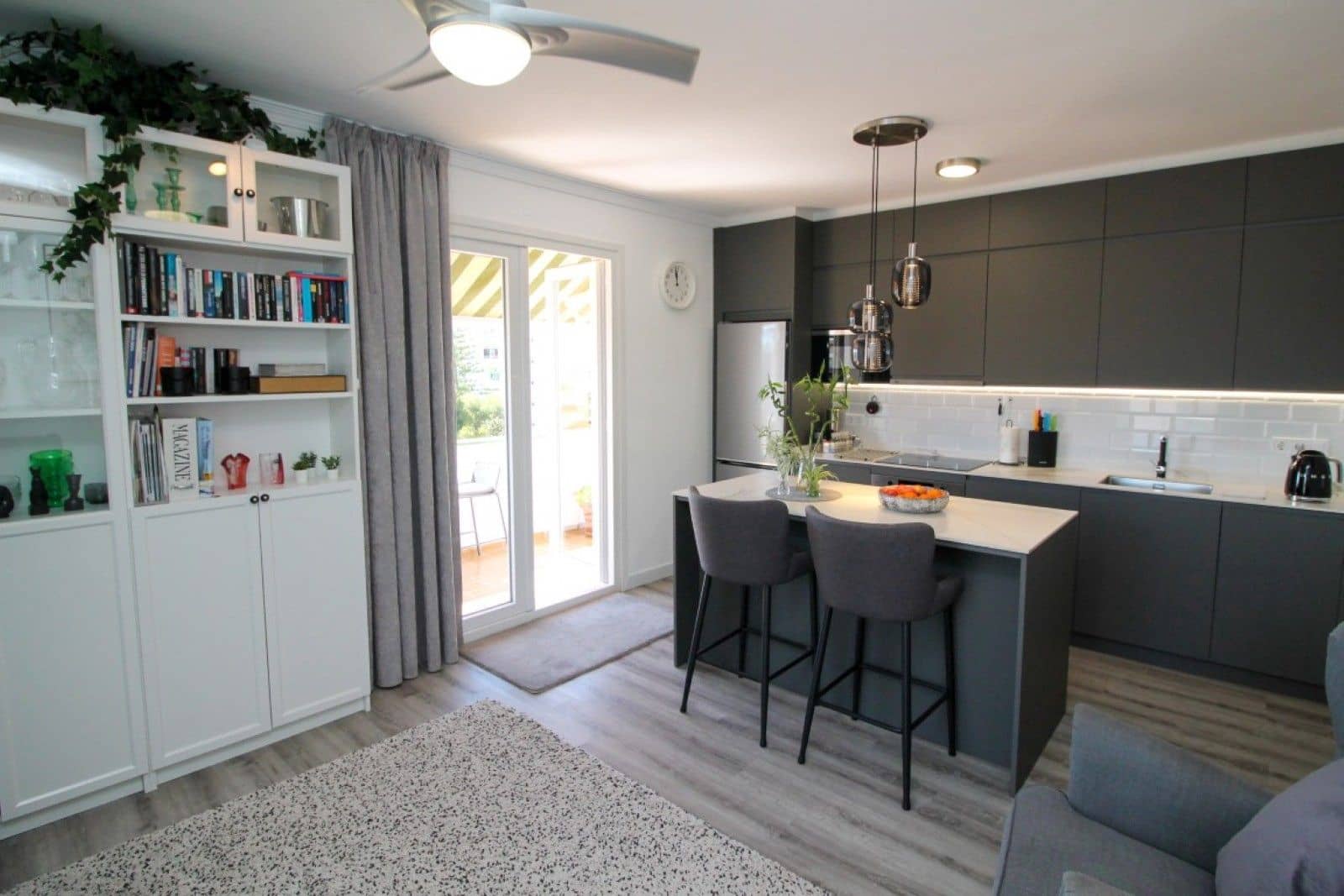 2 chambre Penthouse à vendre à La Cala de Mijas avec garage - 399 000 € (Ref: 9118078)