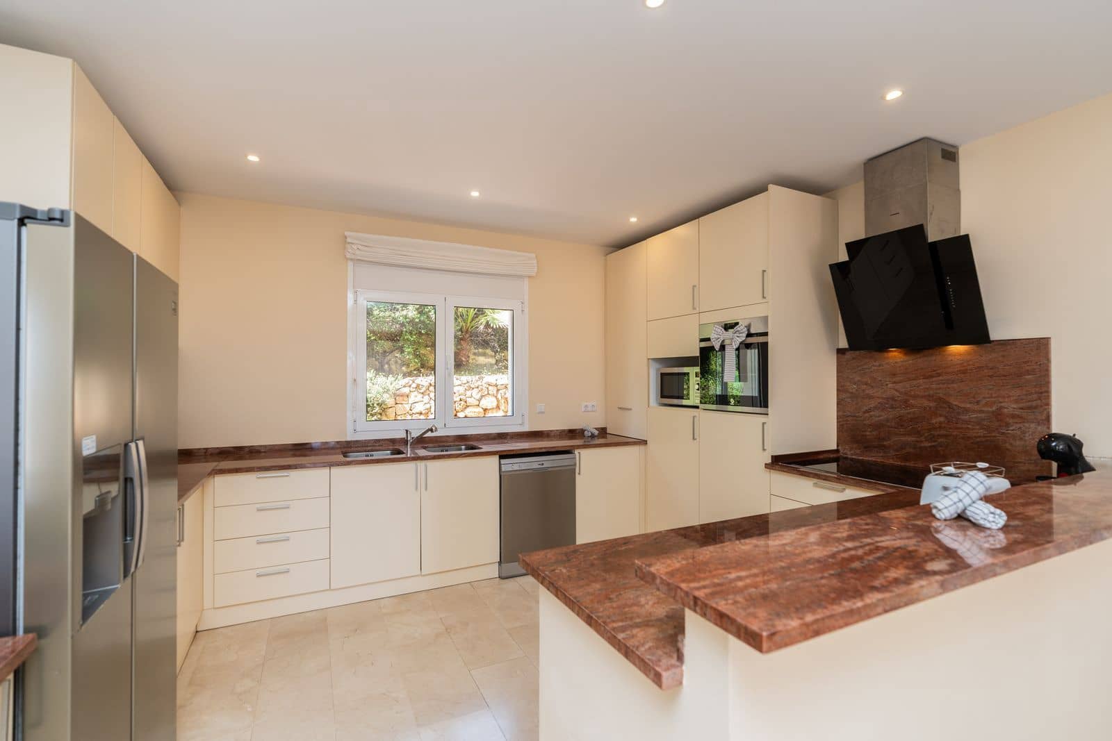 5 soveværelse Villa til salg i La Cala de Mijas med swimmingpool garage - € 1.850.000 (Ref: 9123682)