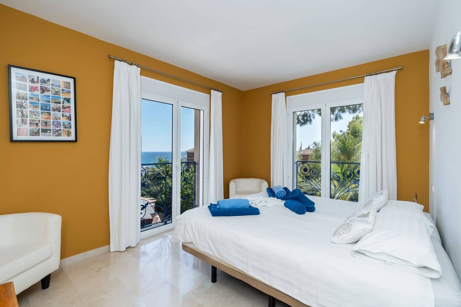 5 soveværelse Villa til salg i La Cala de Mijas med swimmingpool garage - € 1.850.000 (Ref: 9123682)