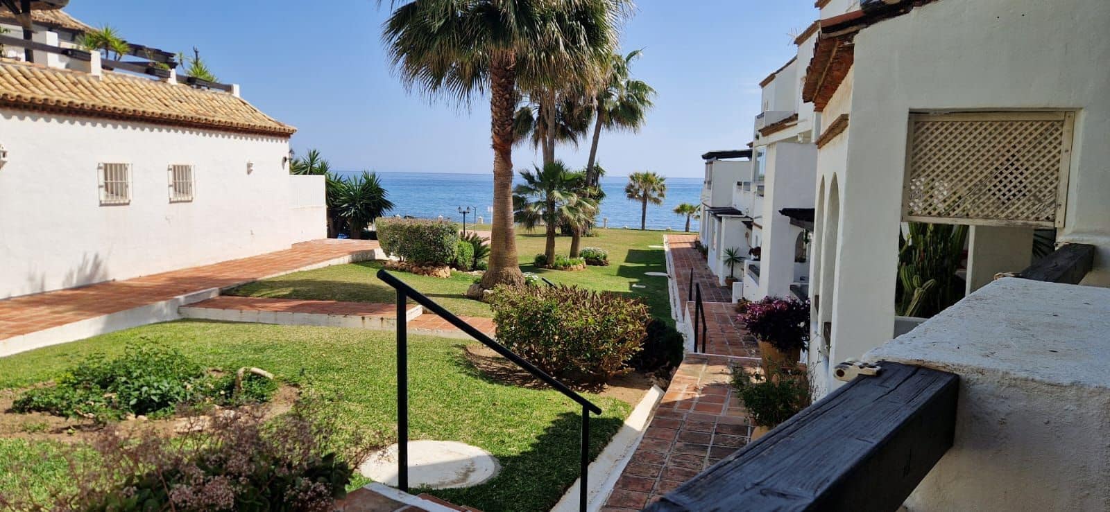 Apartamento Playa de 3 habitaciones en Calahonda en venta con piscina garaje - 650.000 € (Ref: 9123826)