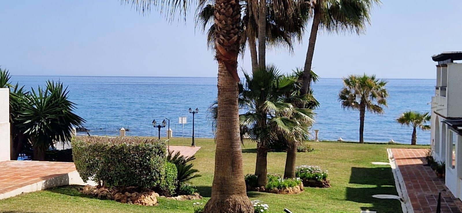 Apartamento Playa de 3 habitaciones en Calahonda en venta con piscina garaje - 650.000 € (Ref: 9123826)