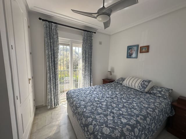 3 sypialnia Dom blizniak na sprzedaż w Cabopino, Marbella z basenem garażem - 495 000 € (Ref: 9128804)