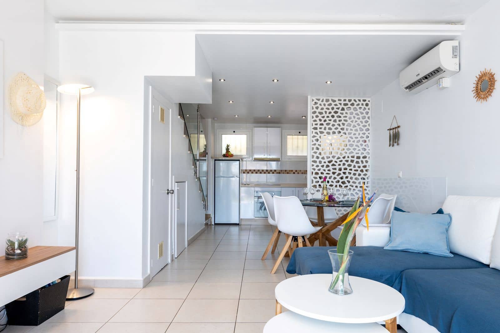 2 soveværelse Strandlejlighed til salg i Calahonda med swimmingpool garage - € 590.000 (Ref: 9128818)