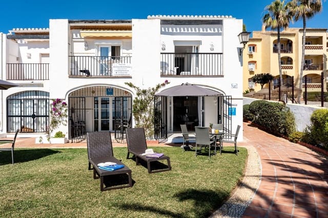 2 soveværelse Strandlejlighed til salg i Calahonda, Mijas med swimmingpool garage - € 590.000 (Ref: 9128818)
