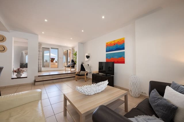 3 soveværelse Strandlejlighed til salg i Riviera del Sol, Mijas med swimmingpool garage - € 679.950 (Ref: 9128848)