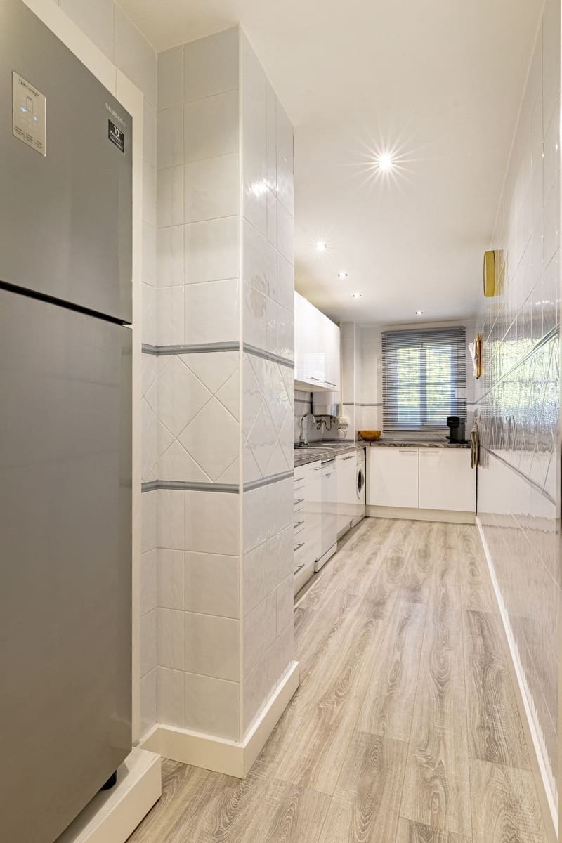 2 soveværelse Lejlighed til salg i Cabopino med swimmingpool garage - € 395.000 (Ref: 9129003)