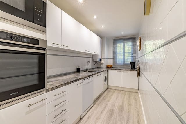 2 quarto Apartamento para venda em Cabopino, Marbella com piscina garagem - 395 000 € (Ref: 9129003)