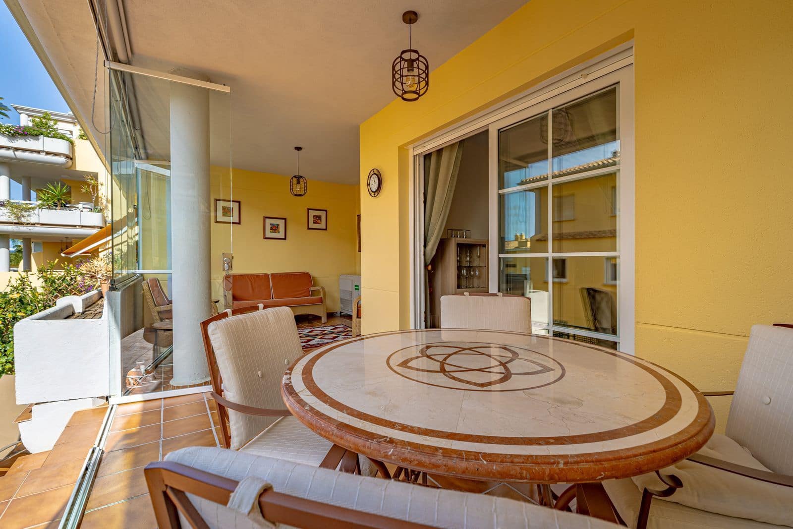 2 soveværelse Lejlighed til salg i Cabopino med swimmingpool garage - € 395.000 (Ref: 9129003)