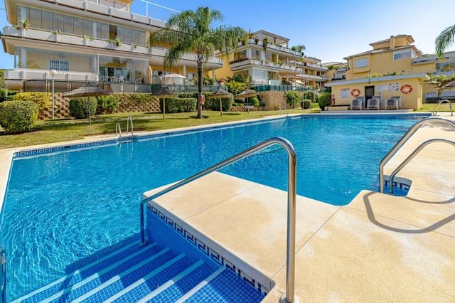 2 quarto Apartamento para venda em Cabopino, Marbella com piscina garagem - 395 000 € (Ref: 9129003)