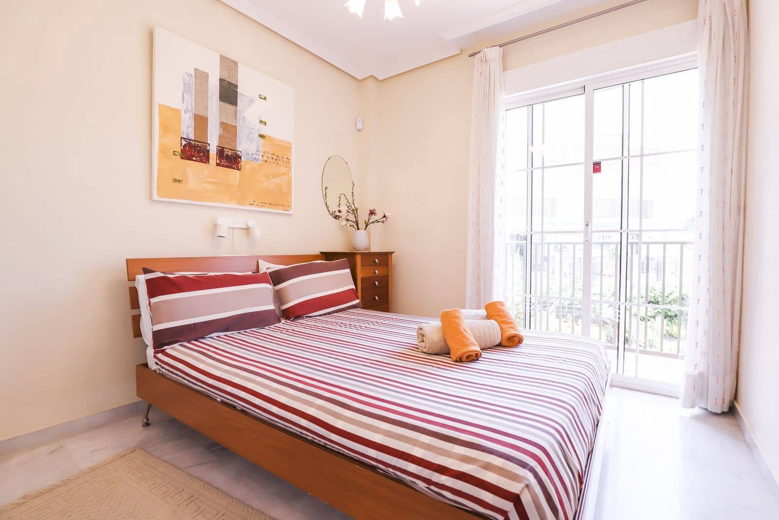 3 soveværelse Byhus til salg i Cabopino med swimmingpool garage - € 574.950 (Ref: 9181529)