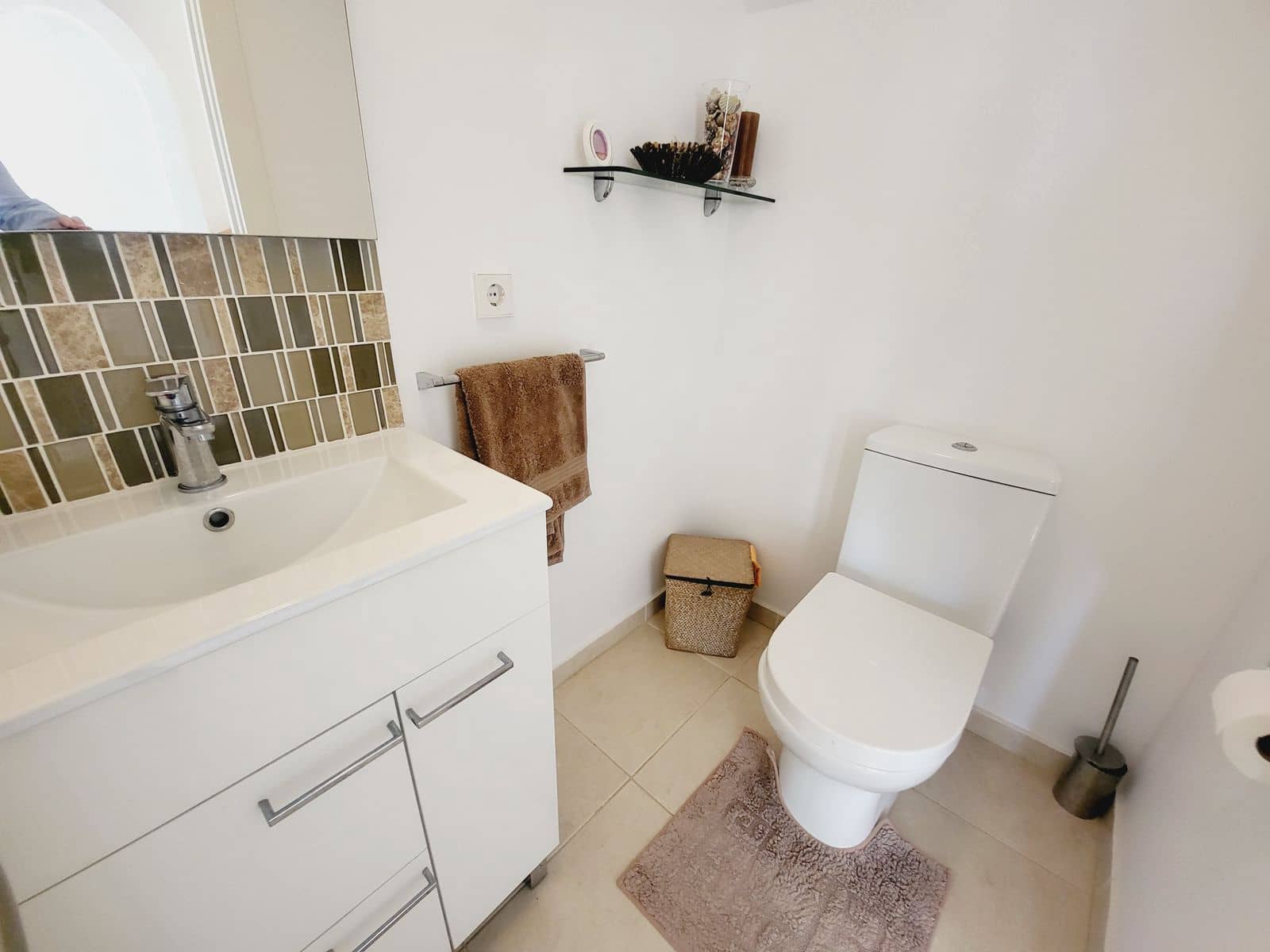 3 soveværelse Byhus til salg i Miraflores med swimmingpool garage - € 649.500 (Ref: 9184482)