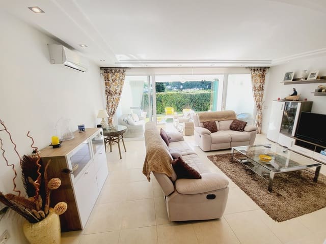 3 makuuhuone Omakotitalo myytävänä paikassa Miraflores, Mijas mukana uima-altaan 
autotalli - 649 500 € (Ref: 9184482)