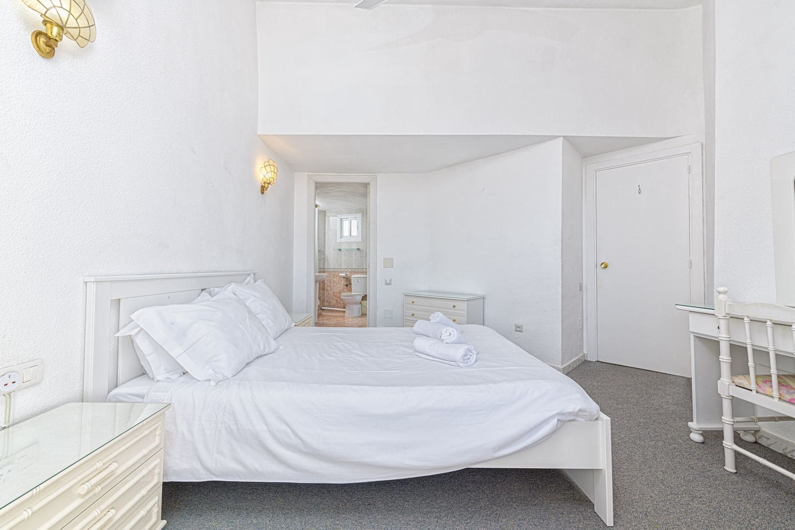 3 sypialnia Penthouse na sprzedaż w Calahonda z basenem garażem - 415 000 € (Ref: 9184620)