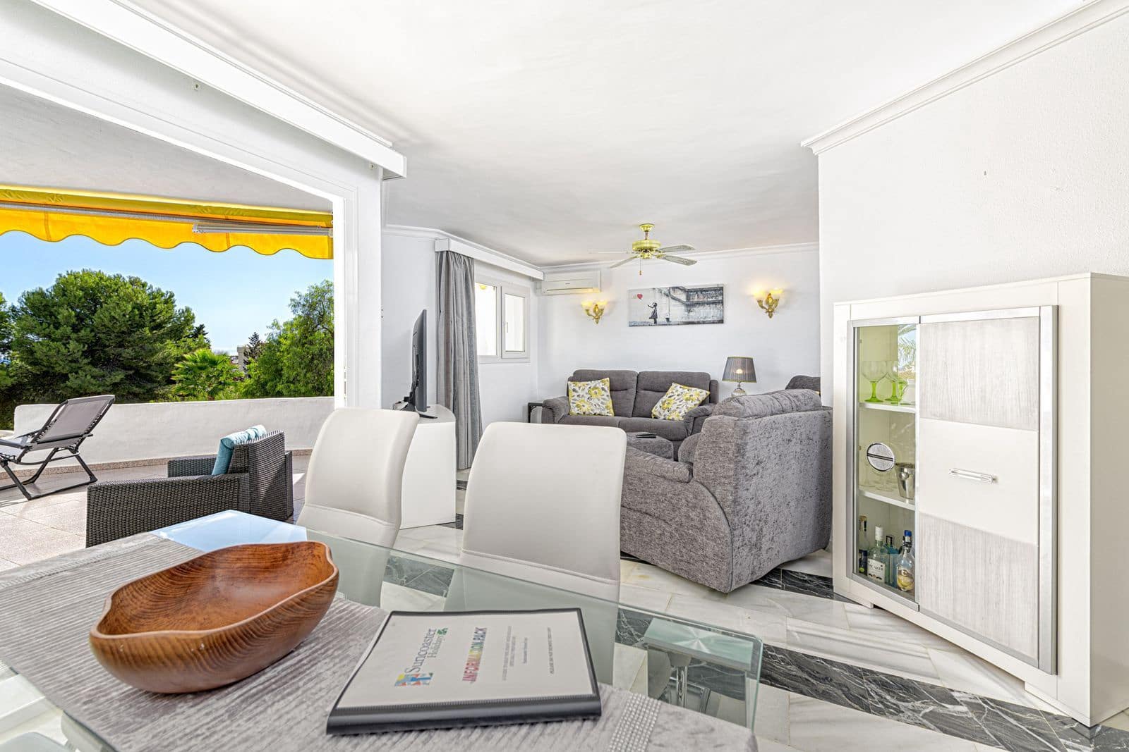 3 sypialnia Penthouse na sprzedaż w Calahonda z basenem garażem - 415 000 € (Ref: 9184620)