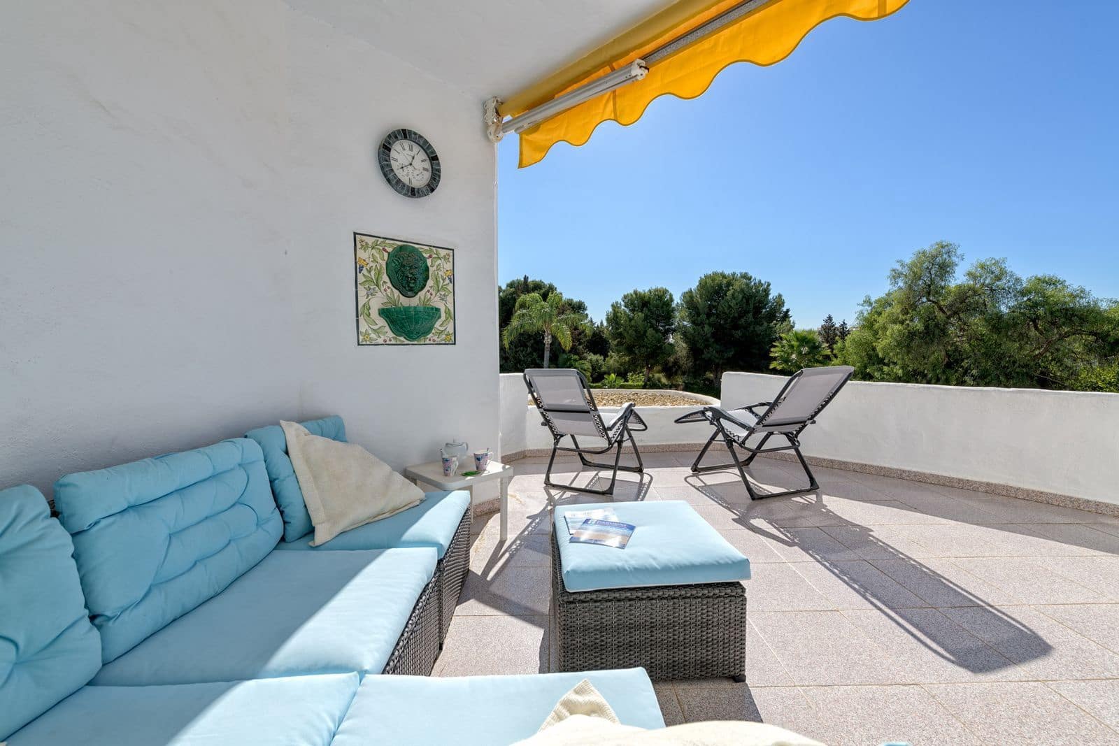 3 sypialnia Penthouse na sprzedaż w Calahonda z basenem garażem - 415 000 € (Ref: 9184620)