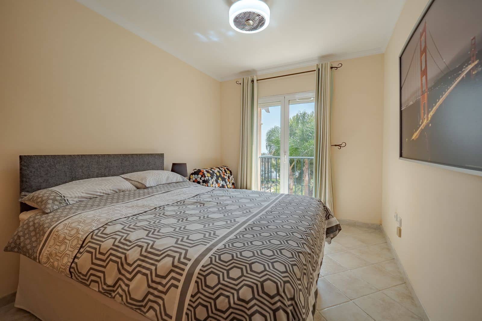 3 makuuhuone Omakotitalo myytävänä paikassa Riviera del Sol mukana uima-altaan 
autotalli - 465 000 € (Ref: 9187688)