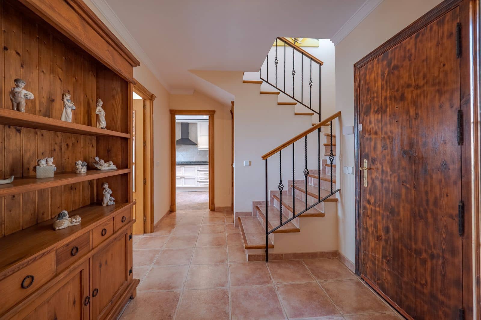 3 makuuhuone Omakotitalo myytävänä paikassa Riviera del Sol mukana uima-altaan 
autotalli - 465 000 € (Ref: 9187688)