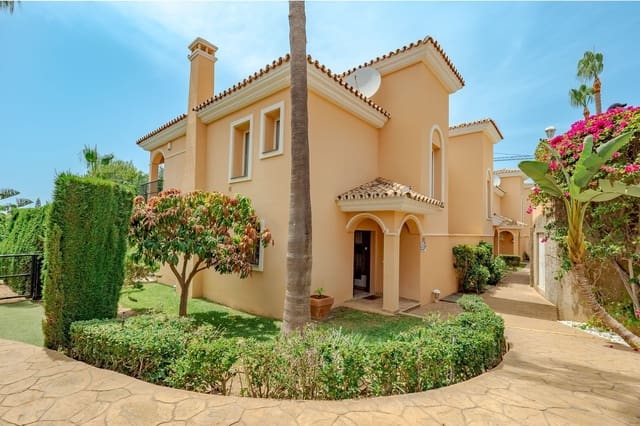 3 sypialnia Dom na sprzedaż w Riviera del Sol, Mijas z basenem garażem - 465 000 € (Ref: 9187688)