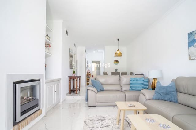 2 sypialnia Apartament na sprzedaż w Nueva Andalucia, Marbella z basenem garażem - 575 000 € (Ref: 9187832)