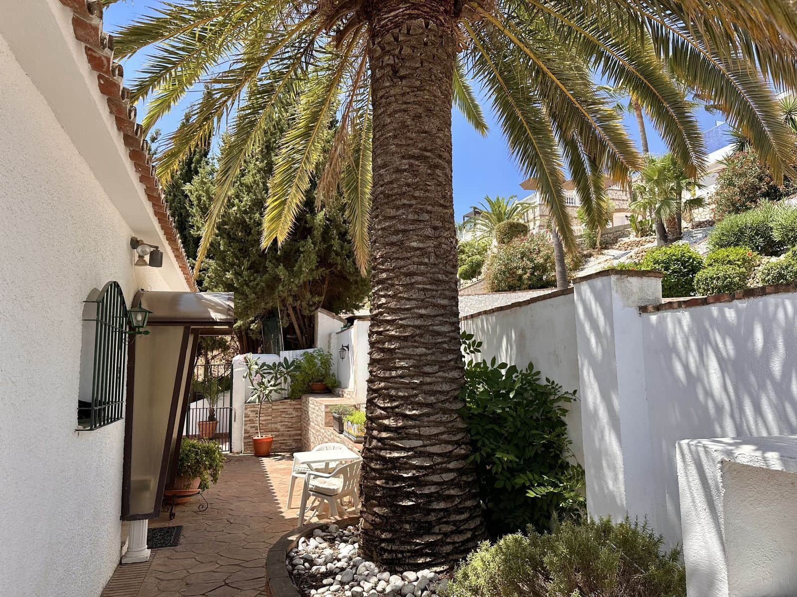 4 bedroom Villa for sale in Cerro del Aguila with pool garage - € 679,000 (Ref: 9190379)