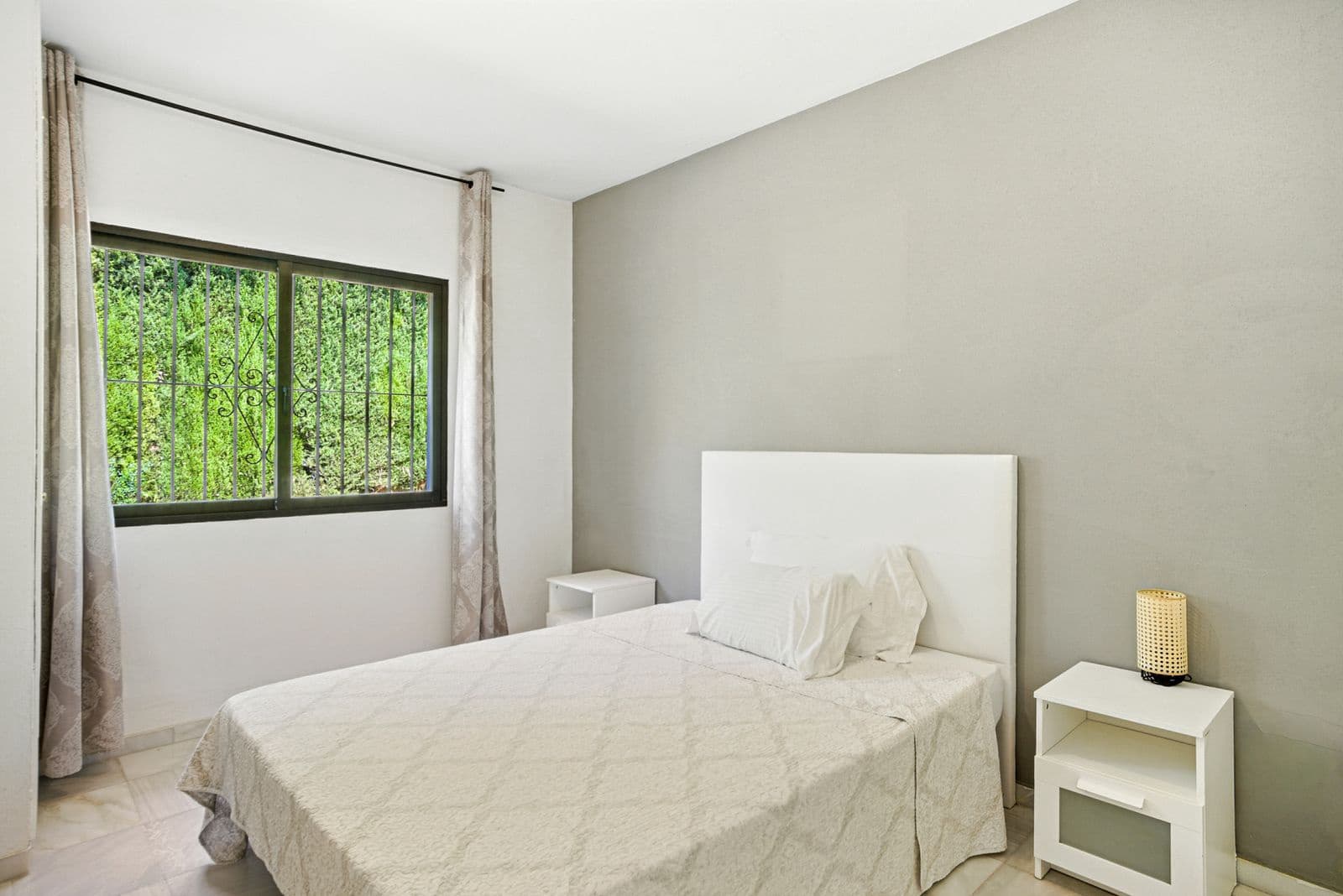 4 soverom Villa til salgs i Marbella med svømmebasseng garasje - € 1 390 000 (Ref: 9190434)