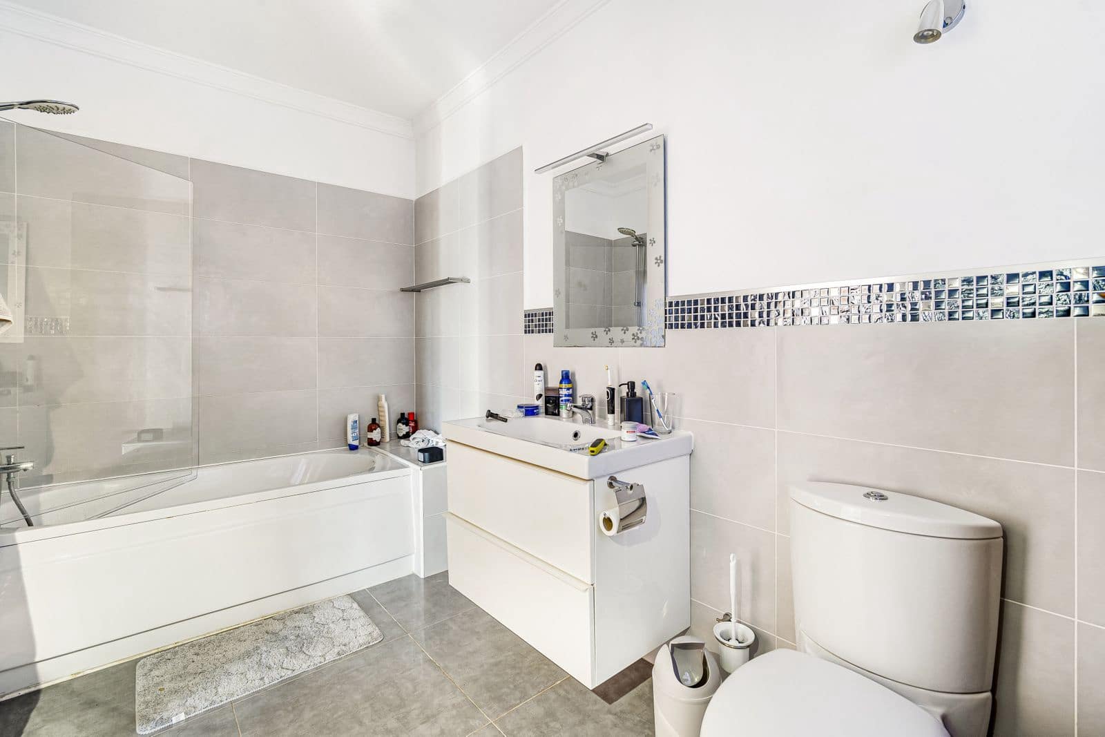 4 sypialnia Willa na sprzedaż w Elviria z basenem garażem - 975 000 € (Ref: 9194957)