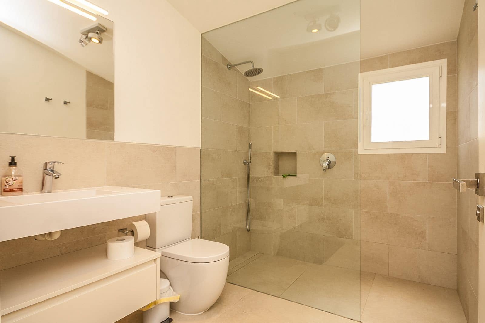 5 quarto Moradia para venda em Elviria com piscina garagem - 1 595 000 € (Ref: 9194960)