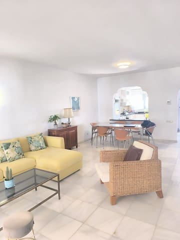 3 bedroom Beach Apartment for sale in Estepona with pool garage - € 690,000 (Ref: 9197218)