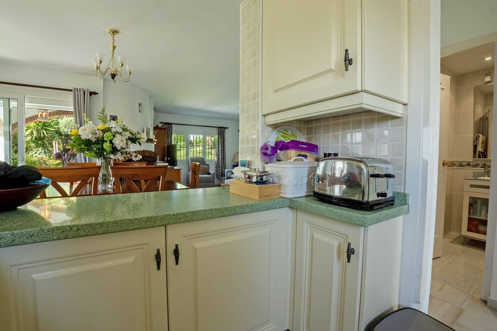 3 soveværelse Semi-Rækkehus til salg i Calahonda med swimmingpool garage - € 455.000 (Ref: 9219237)