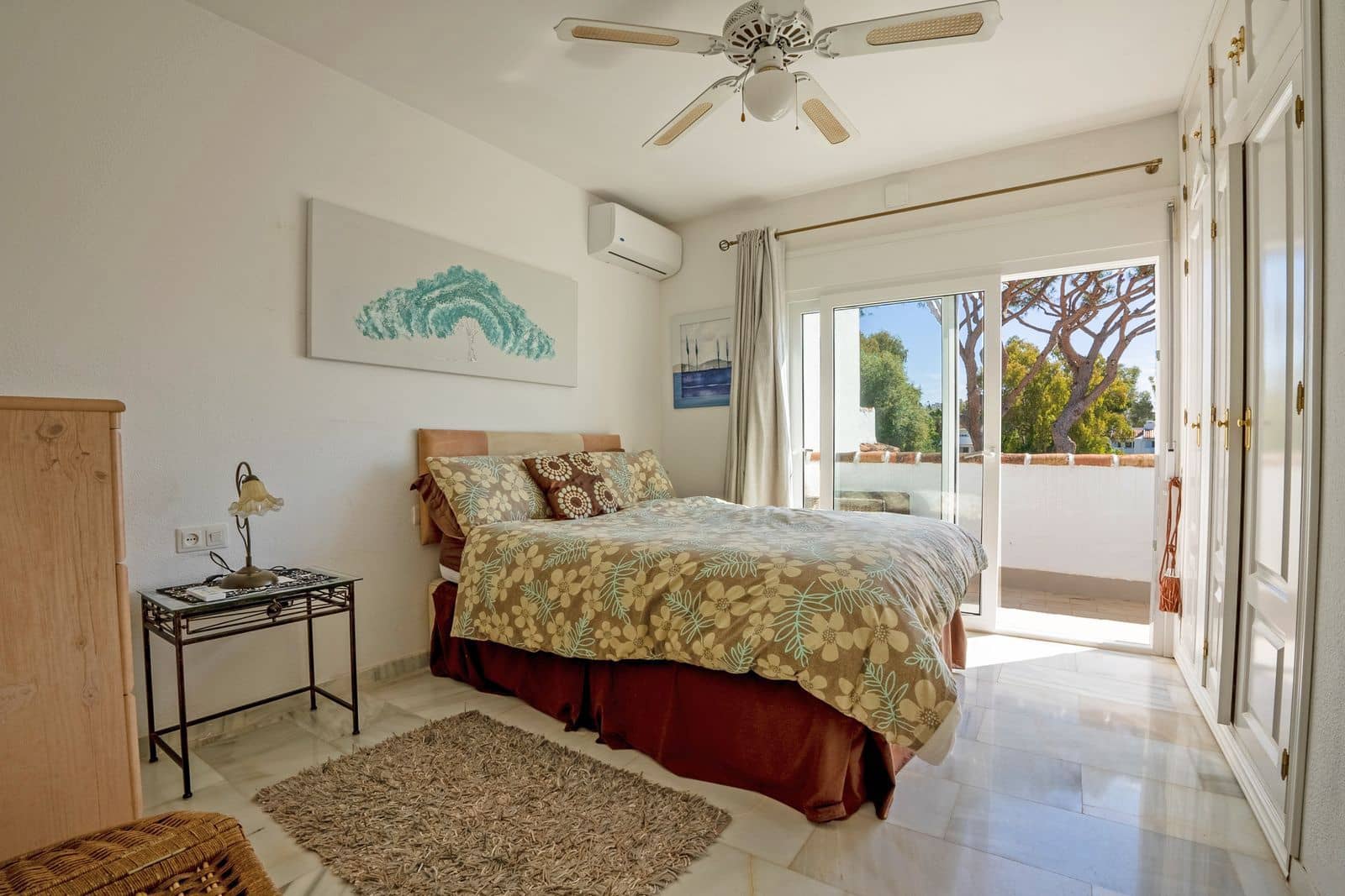 3 soveværelse Semi-Rækkehus til salg i Calahonda med swimmingpool garage - € 455.000 (Ref: 9219237)