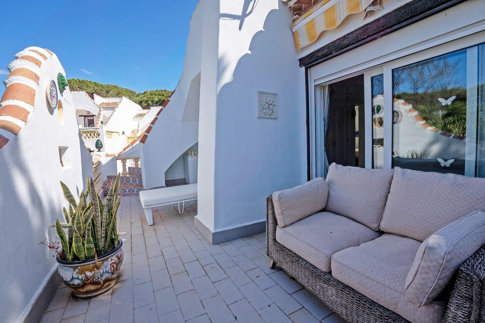 3 soveværelse Semi-Rækkehus til salg i Calahonda med swimmingpool garage - € 455.000 (Ref: 9219237)