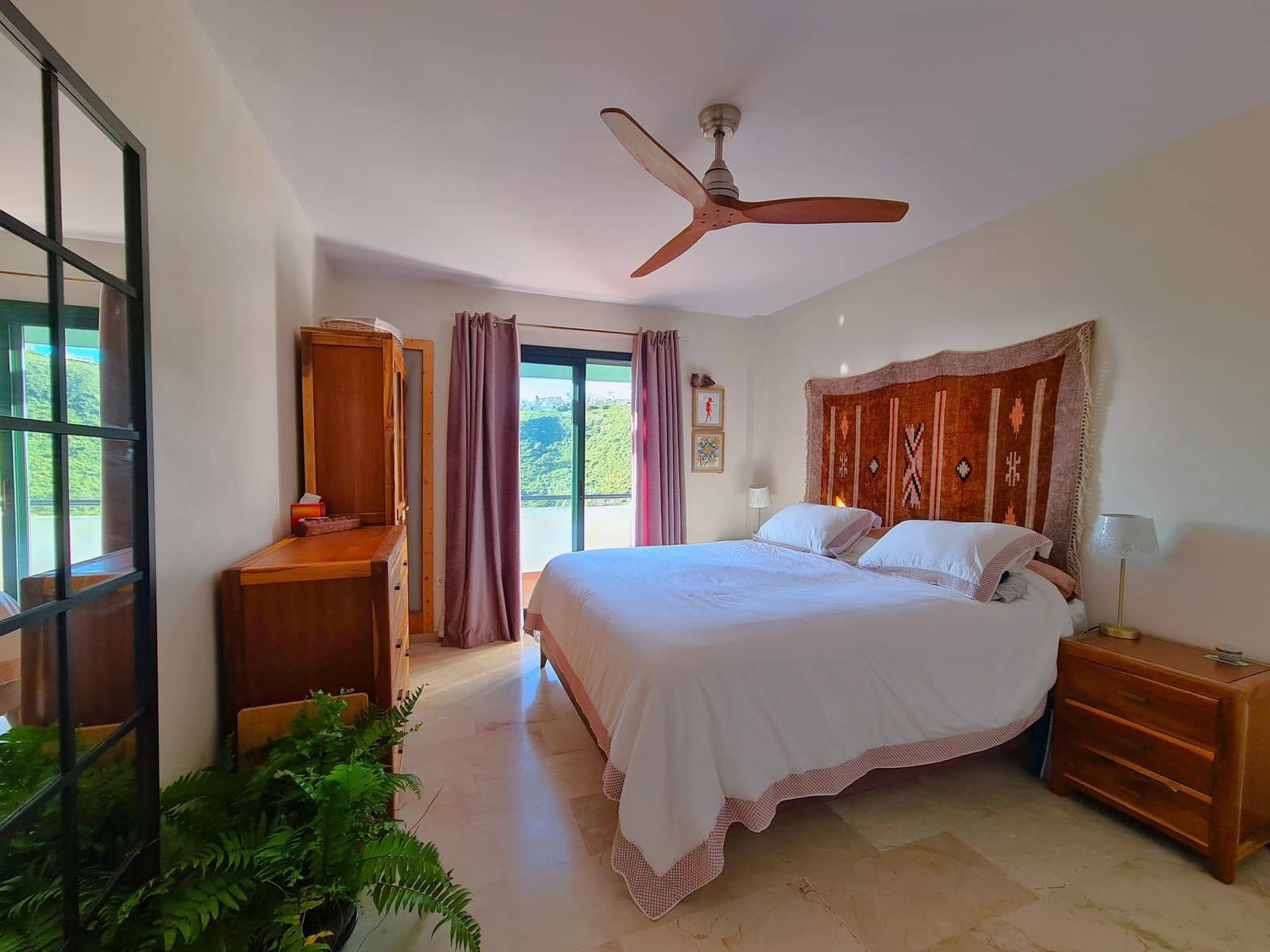 3 soveværelse Semi-Rækkehus til salg i La Duquesa / Puerto de la Duquesa med swimmingpool garage - € 575.000 (Ref: 9219269)