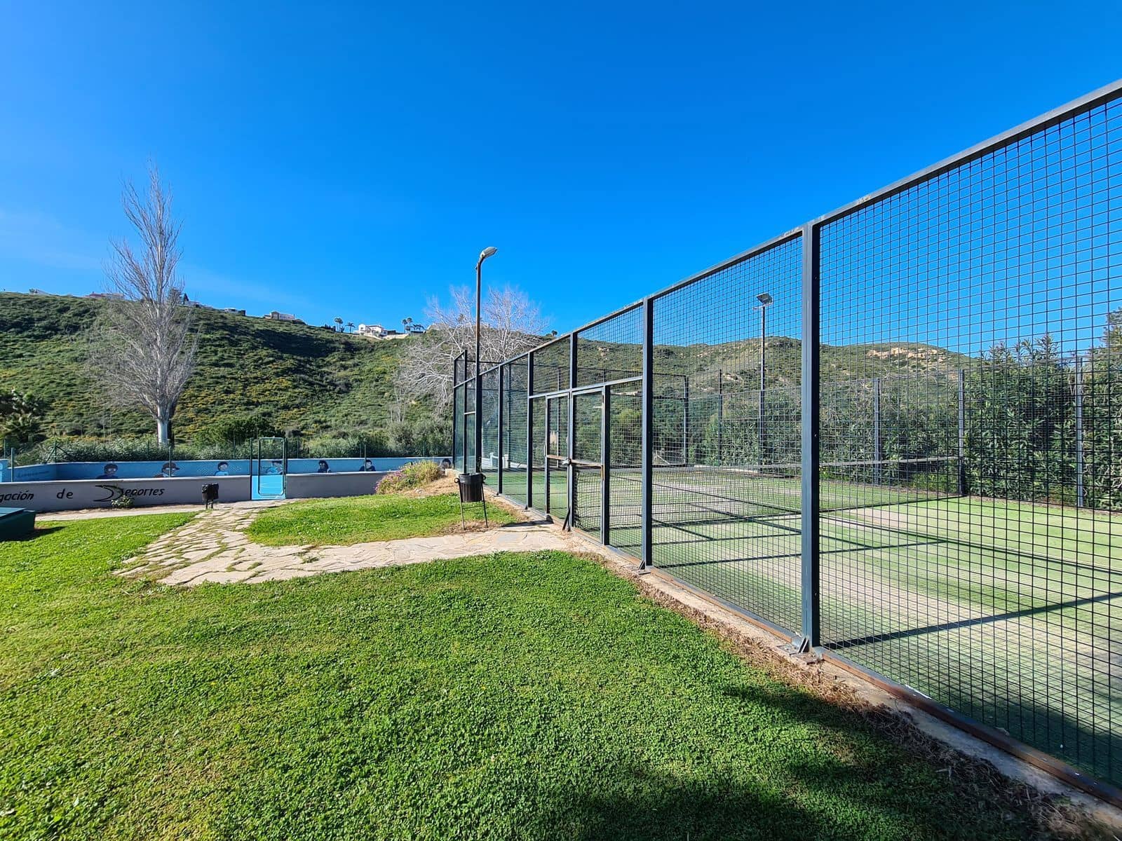 3 soveværelse Semi-Rækkehus til salg i La Duquesa / Puerto de la Duquesa med swimmingpool garage - € 575.000 (Ref: 9219269)