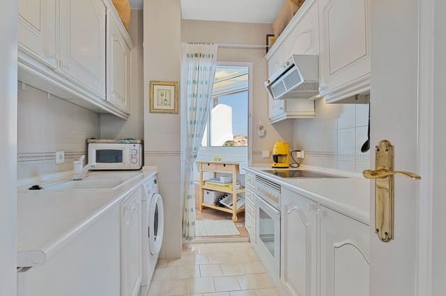 2 soveværelse Penthouse til salg i Calahonda, Mijas med swimmingpool garage - € 320.000 (Ref: 9219330)