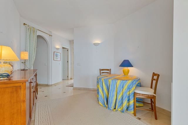 2 soveværelse Penthouse til salg i Calahonda, Mijas med swimmingpool garage - € 320.000 (Ref: 9219330)