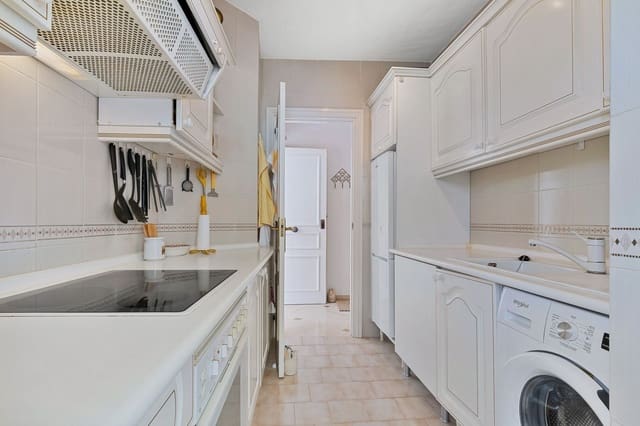 2 soveværelse Penthouse til salg i Calahonda, Mijas med swimmingpool garage - € 320.000 (Ref: 9219330)