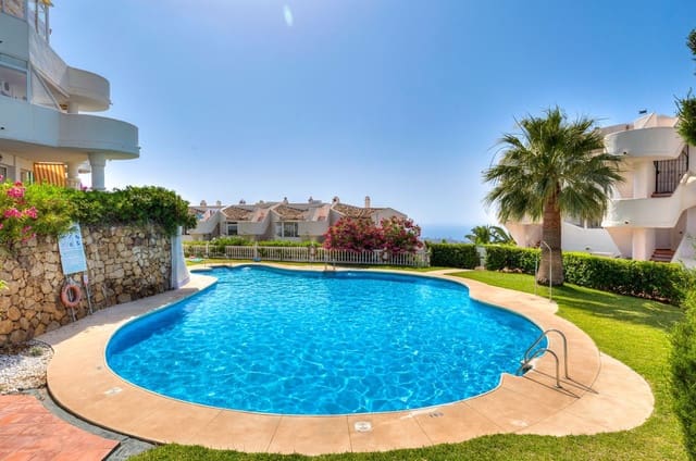 2 soveværelse Penthouse til salg i Calahonda, Mijas med swimmingpool garage - € 320.000 (Ref: 9219330)