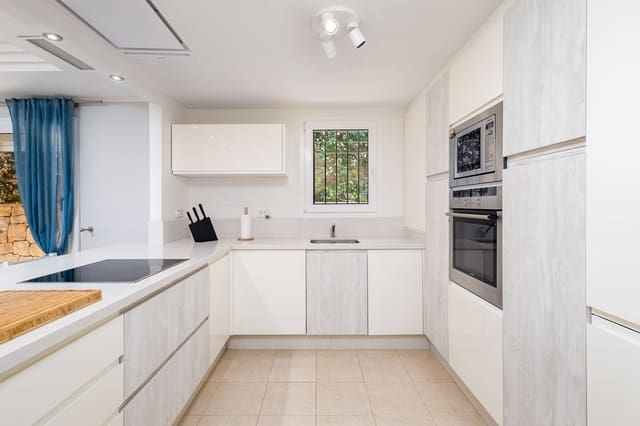 3 camera da letto Villetta Bifamiliare in vendita in Riviera del Sol, Mijas con piscina garage - 520.000 € (Rif: 9279584)