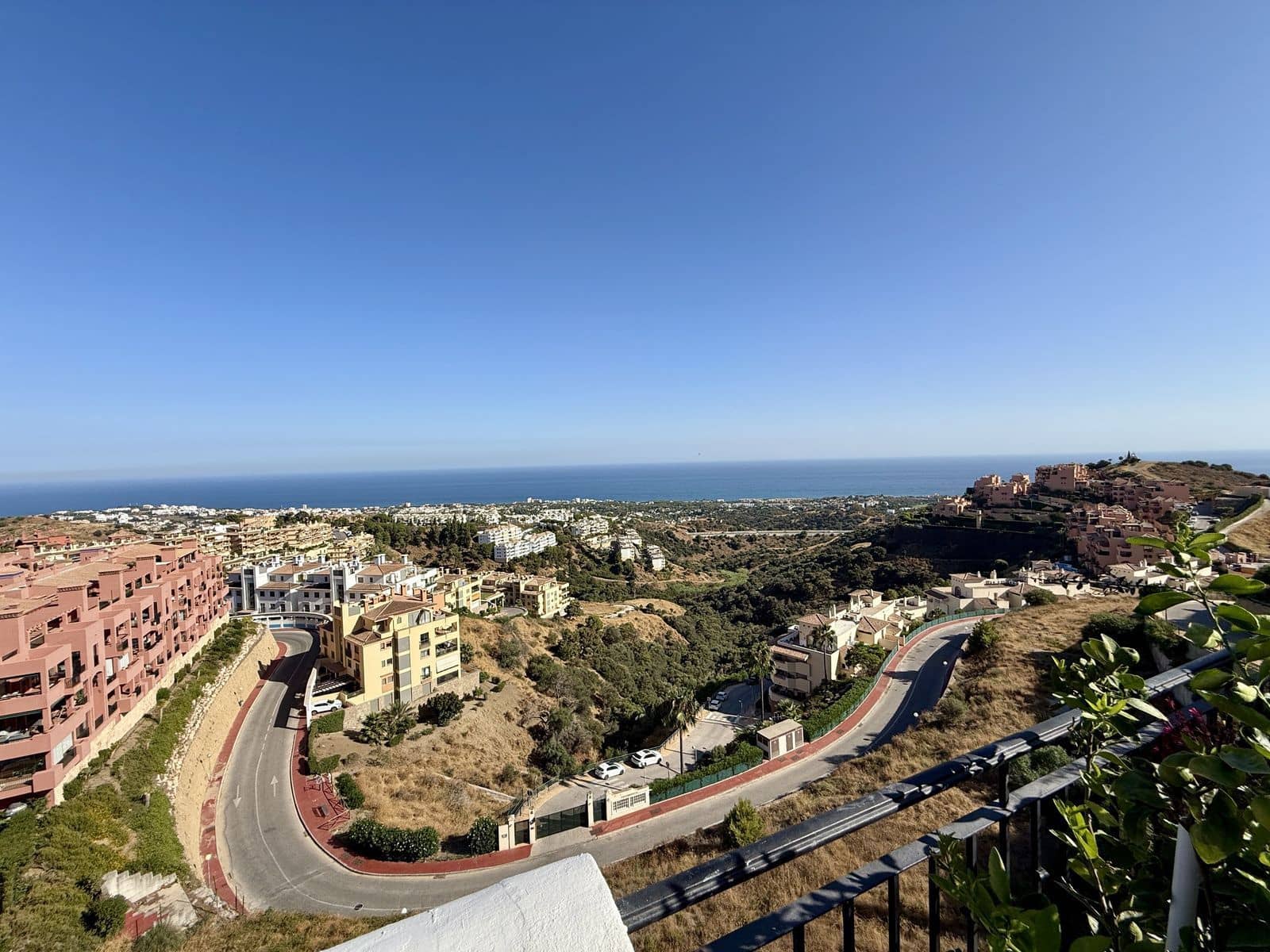 3 soveværelse Penthouse til salg i Calahonda med swimmingpool garage - € 525.000 (Ref: 9293537)