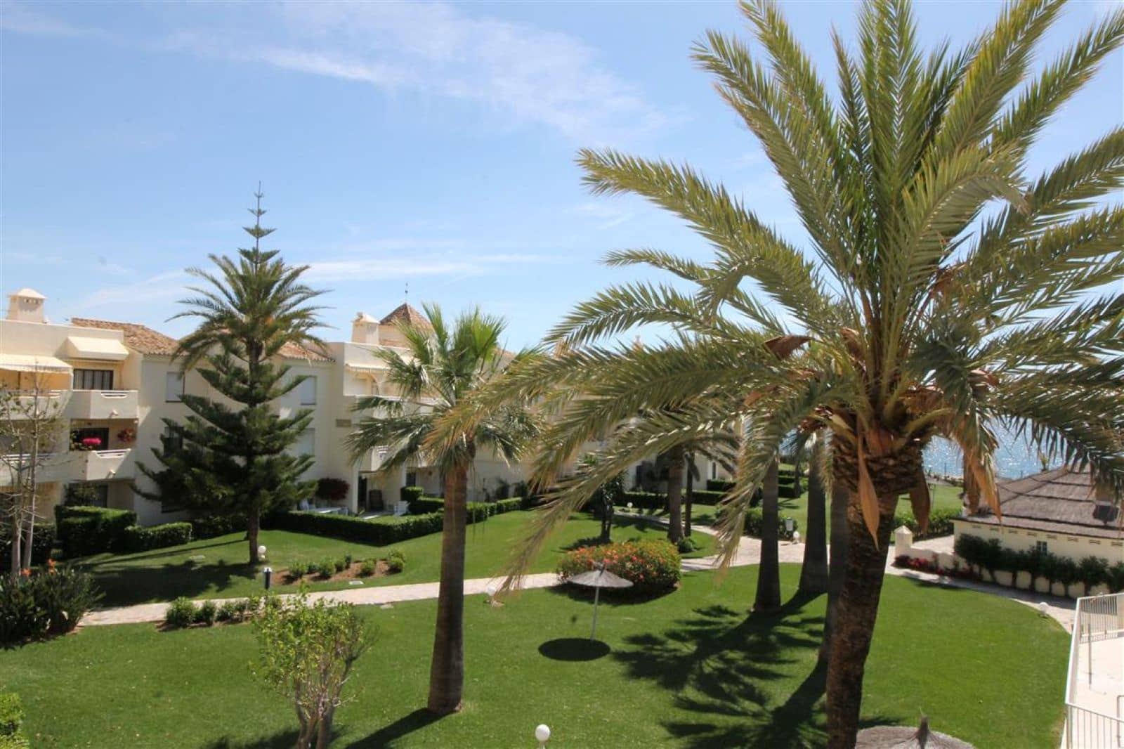 2 sypialnia Apartament przy plaży na sprzedaż w La Cala de Mijas z basenem garażem - 545 000 € (Ref: 9293834)