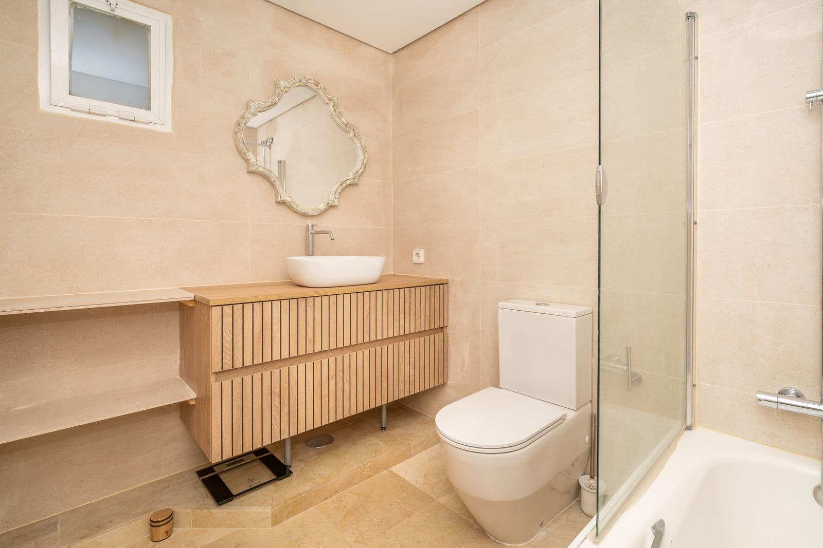 4 makuuhuone Kattohuoneisto myytävänä paikassa Casares mukana uima-altaan 
autotalli - 895 000 € (Ref: 9296306)