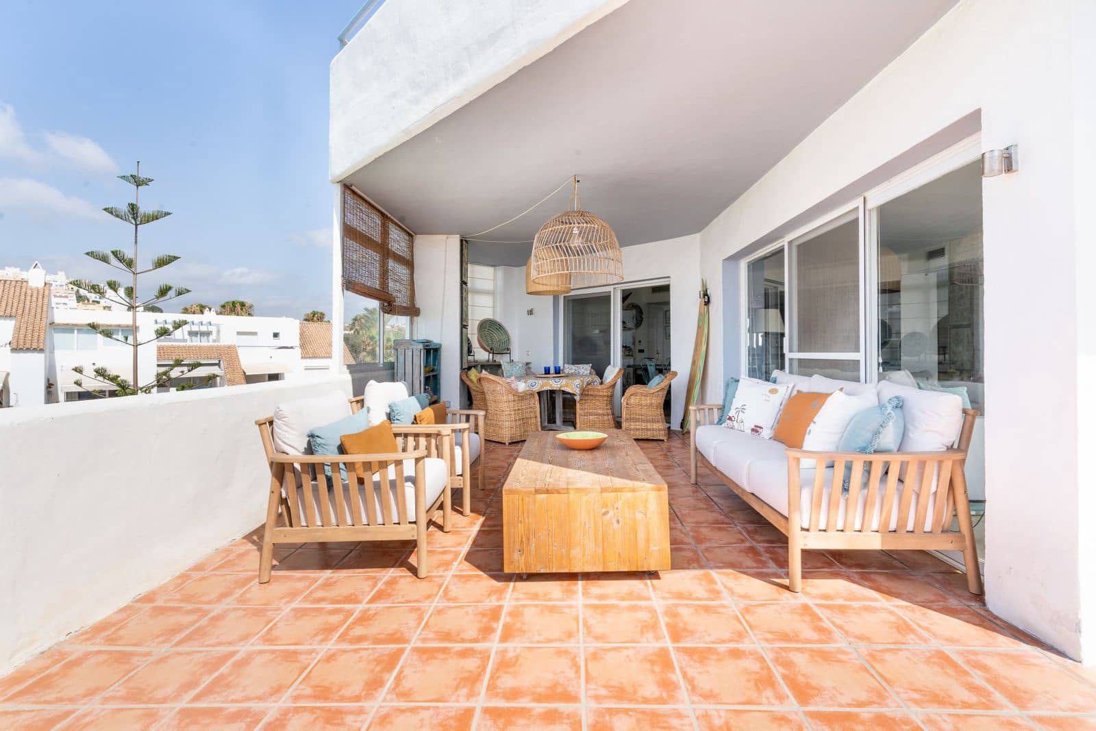 4 makuuhuone Kattohuoneisto myytävänä paikassa Casares mukana uima-altaan 
autotalli - 895 000 € (Ref: 9296306)